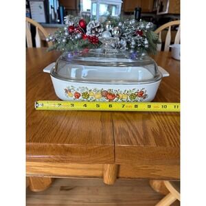 Corning Ware Vegetable Pattern Casserole Dish with Glass Lid 1.5 Quart